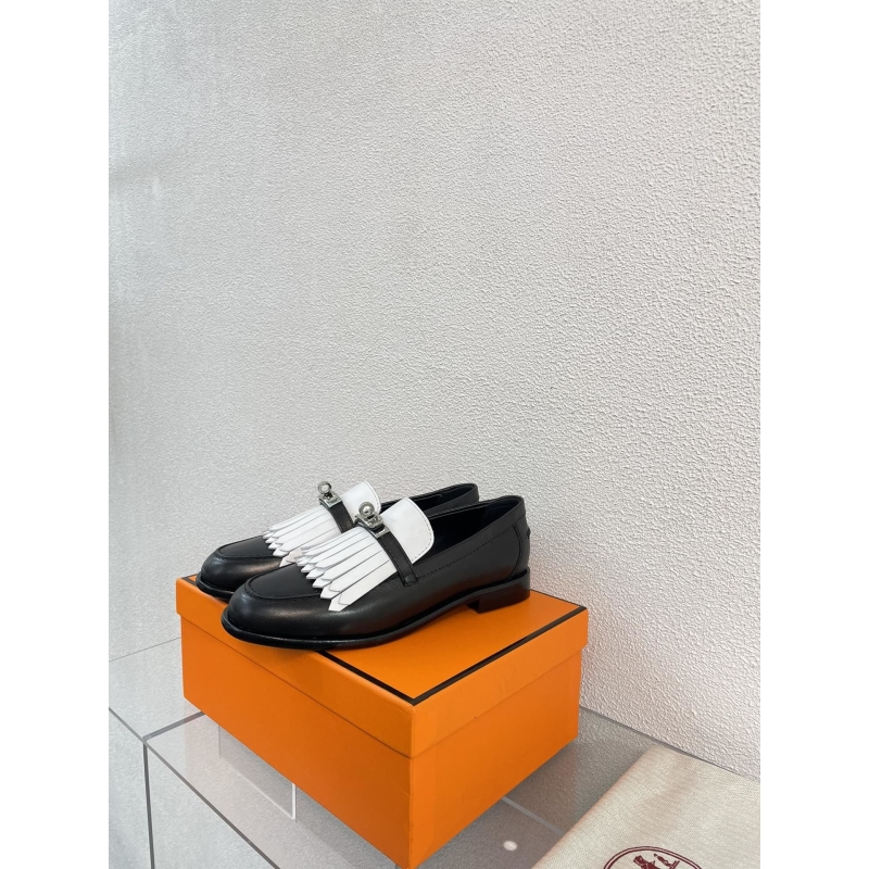 H**mes leather shoes